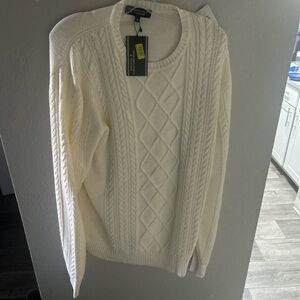 Roundtree & Yorke Ivory Cable Knit Crewneck Sweater